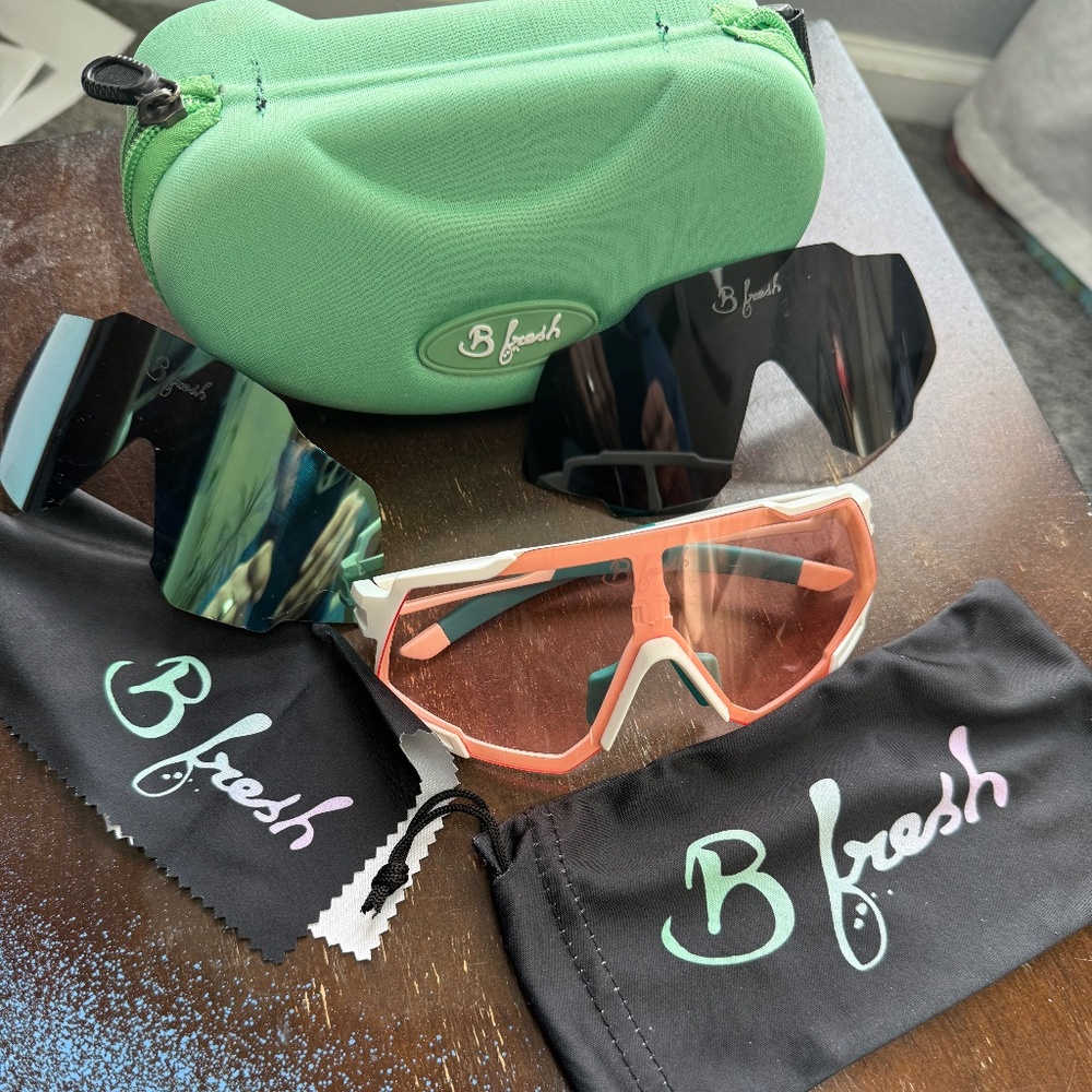 B fresh sunglasses with extra lens
